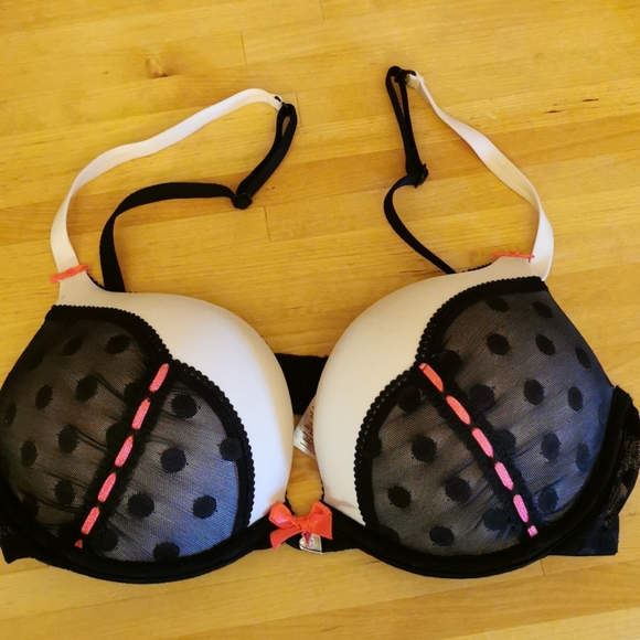 Bra - Picture 1 of 5